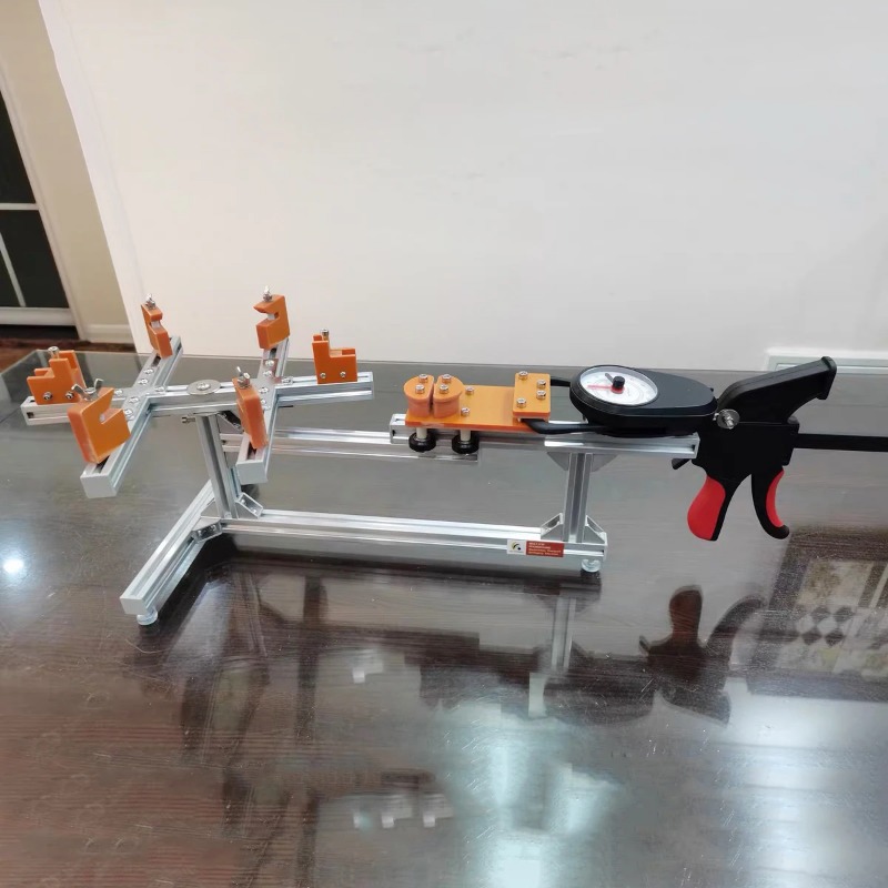 Diy Automation - Machine à corder de raquette de